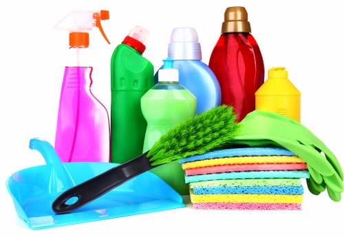 Domestic cleaner working in a SW11 home near Battersea and Clapham Junction