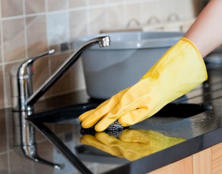 End of tenancy cleaning in a SW11 flat